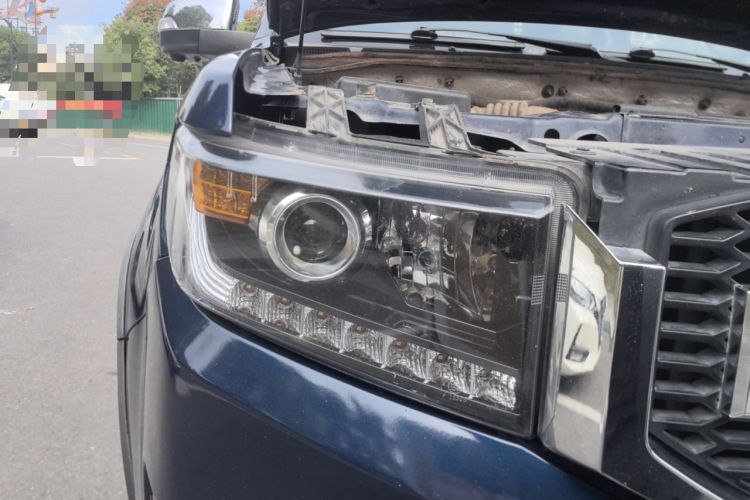 Used Huanghai N3 2018 2.4T Automatic 2WD Prestige Edition 4K22D4T
