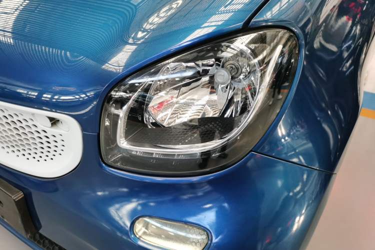 Used  fortwo 2018 1.0L 52kW Hardtop Passion Edition China V Standard
