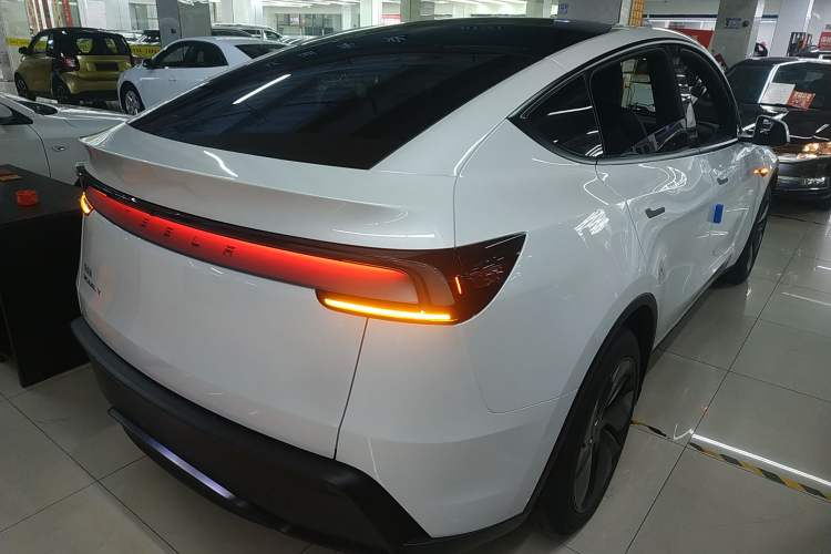 Used Tesla Model Y 