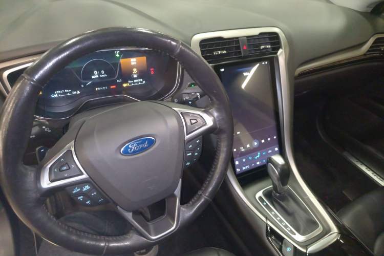 Used Ford Mondeo 2013 2.0L GTDi 200 Fashion Edition
