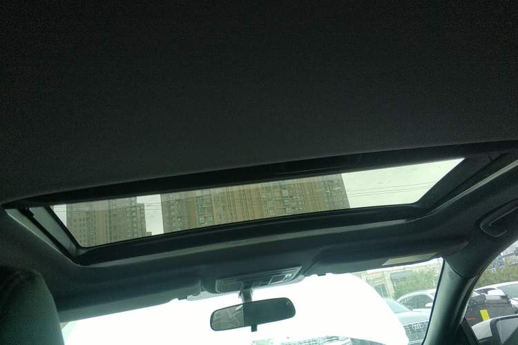 Used Honda Civic 2021 HATCHBACK 220TURBO CVT New Trendsetter
