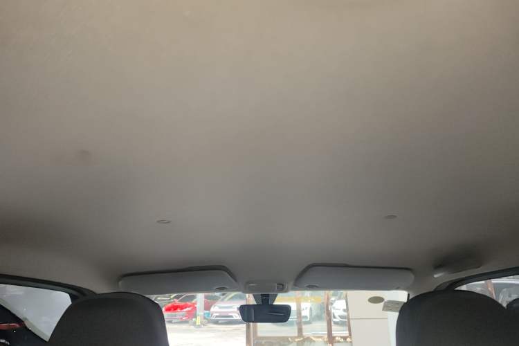 Used Wuling Hongguang MINIEV 2022 Macaron Premium Model – Lithium Iron Phosphate