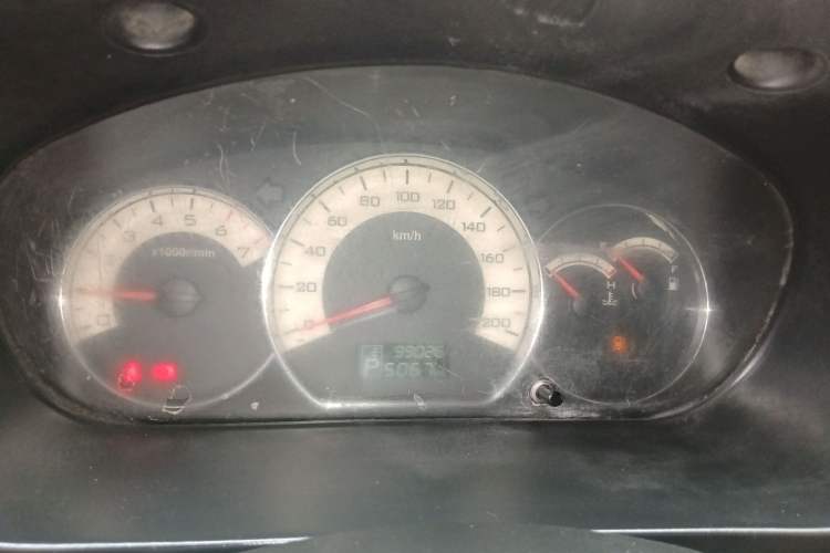 Used Wuling Hongguang 2014 1.5L S Automatic Comfort Edition
