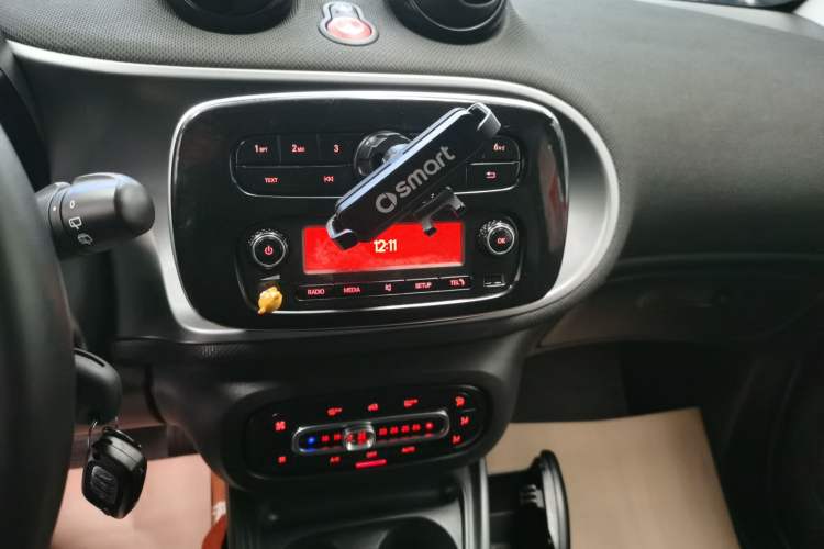 Used  fortwo 2018 1.0L 52kW Hardtop Passion Edition China V Standard
