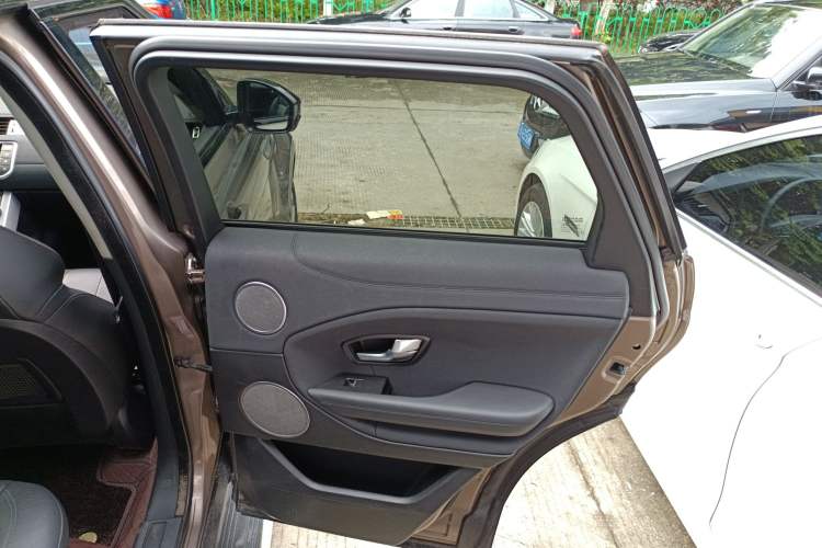 Used Land Rover Range Rover Evoque 2017 2.0T British-Style Prestige Edition
