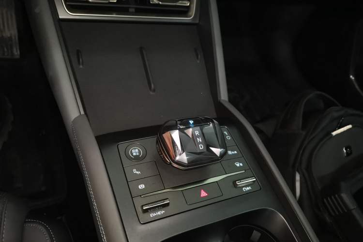 Used BYD Qin L 2024 DM-i 120KM Beyond Model