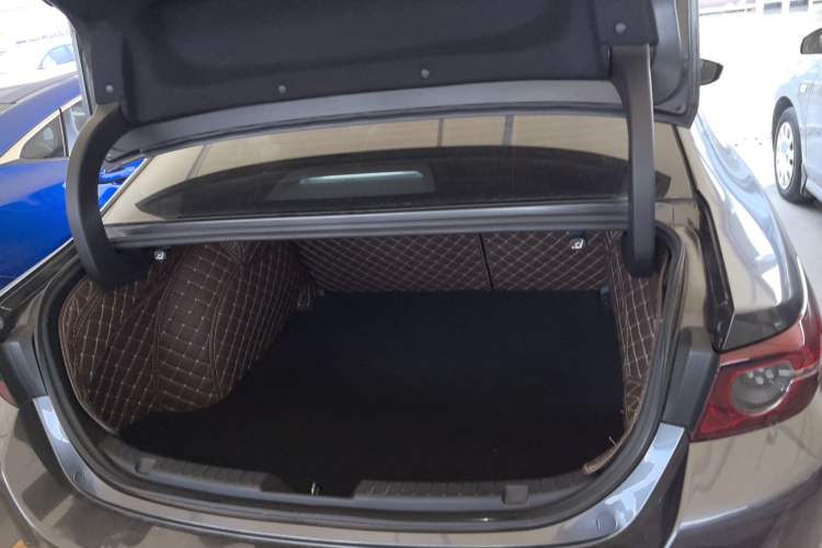 Used Mazda Mazda 3 Axela 2021 2.0L Automatic ZhiXuan Edition