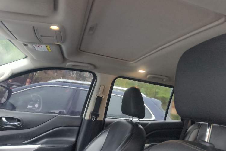 Used Nissan Terra 2020 2.5L XL Upper 4WD Automatic Four-Wheel Drive Luxury Edition
