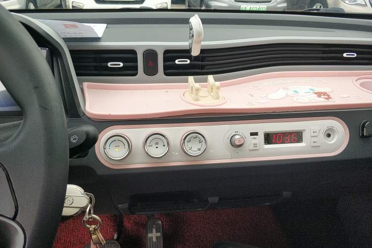 Used Wuling Hongguang MINIEV 2022 Macaron Premium Model – Lithium Iron Phosphate
