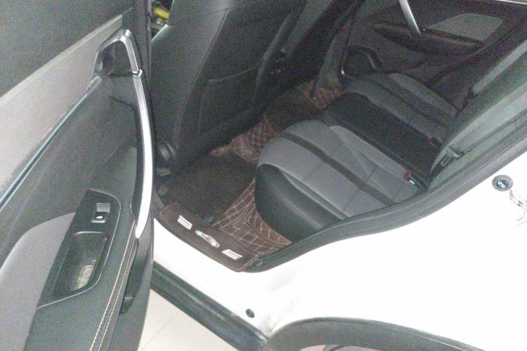 Used Geely Auto Coolray 2023 1.5T DCT Diamond Edition
