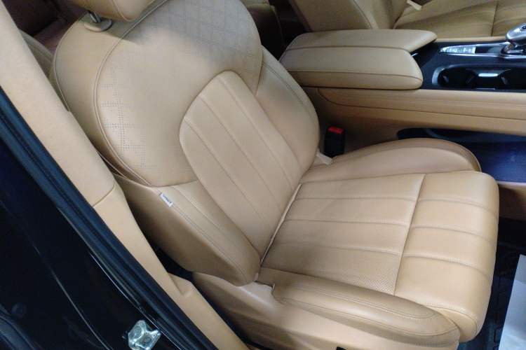 Used VOYAH Dream 2022 0-Emission Version Plus Intelligent Driving Package 475 km