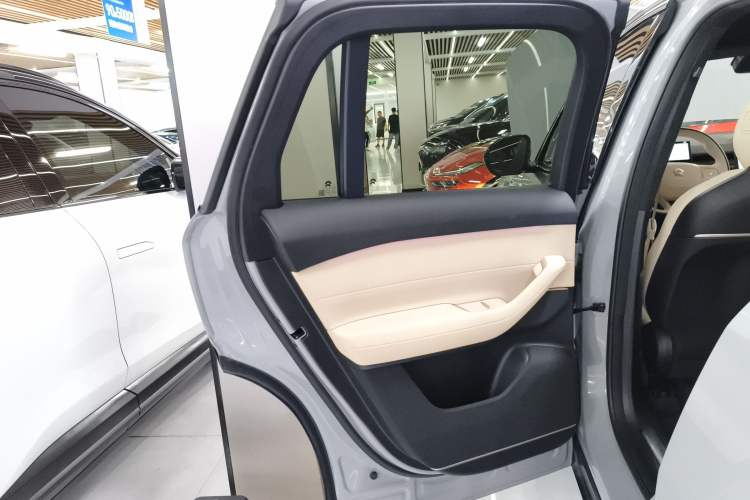 Used Nio ES6 2023 75 kWh
