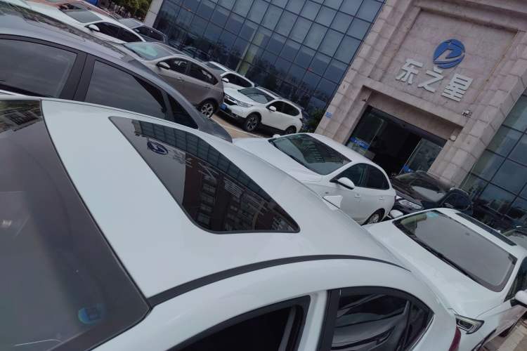 Used Hyundai Elantra 2016 1.6L Automatic ZhiXuan – Elite Version
