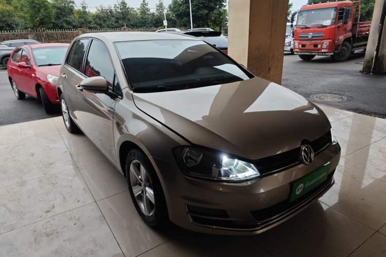 Used Volkswagen Golf 2016 1.6L Automatic Fashion Model