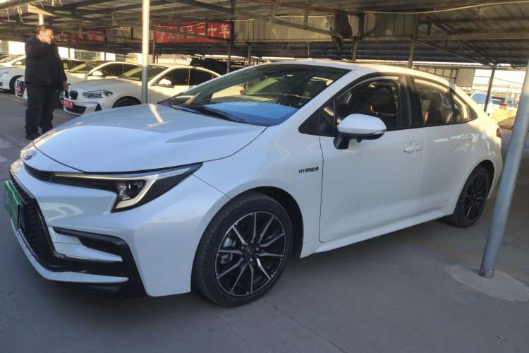 Used Toyota Levin 2023 Smart Electric Hybrid Dual-Engine 1.8L Sport Edition
