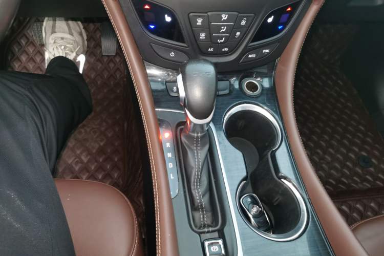 Used Buick Envision 2021 532T Two-Wheel-Drive Elite Version
