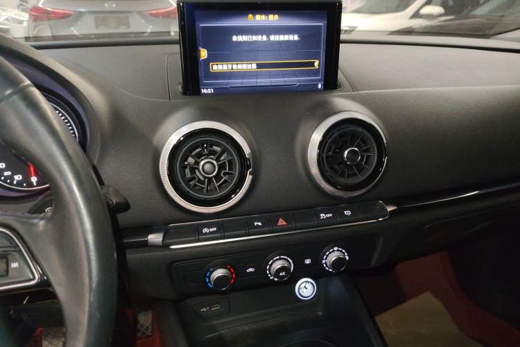 Used Audi A3 2020 Limousine 35 TFSI Fashion Edition China VI Emission Standard
