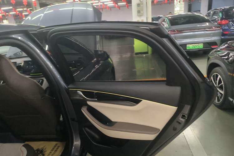 Used BYD Qin PLUS 2023 Champion Edition DM-i 55KM Leading Model
