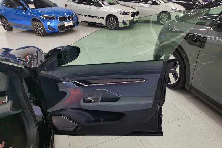 Used Zeekr 001 2023 WE Edition 100 kWh
