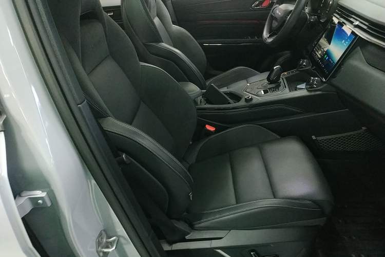 Used Lynk & Co 01 EM-P 2023 1.5TD EM-P PM
