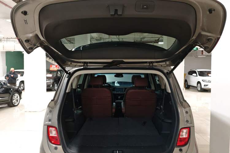 Used Buick GL6 2018 18T 6-Seater Prestige Model