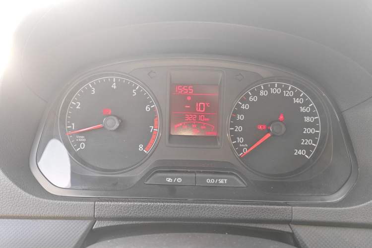 Used Volkswagen Jetta 2015 Value Edition 1.6L Manual Fashionable Style
