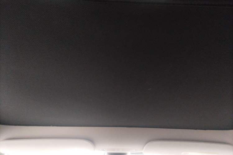 Used Tesla Model Y 2021 Long-Range All-Wheel-Drive Version