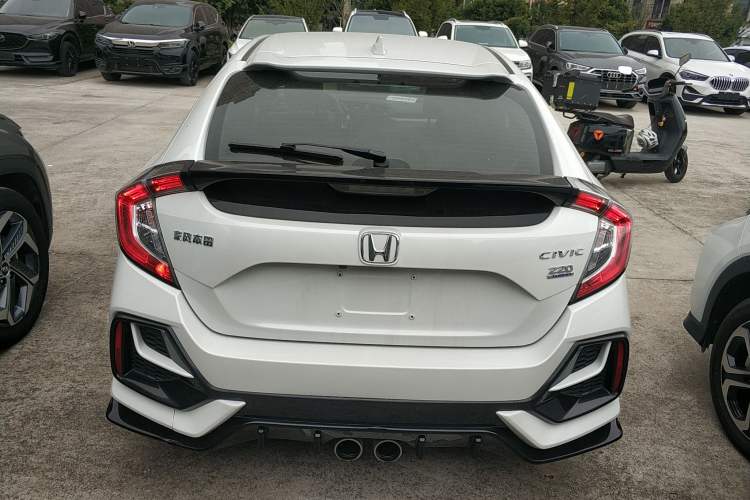 Used Honda Civic 2021 HATCHBACK 220TURBO CVT New Trendsetter

