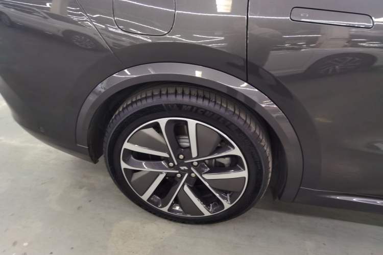 Used Li Auto L8 2024 Max
