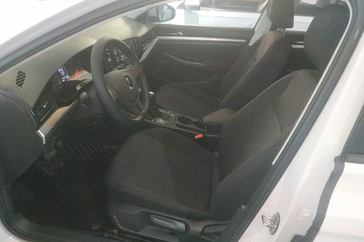 Used Volkswagen Bora 2021 1.5L Automatic Fashionable Smart Connectivity Version