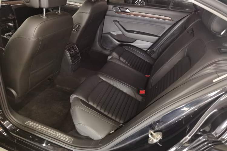 Used Volkswagen Magotan 2019 330TSI DSG Luxury Model China V Standard
