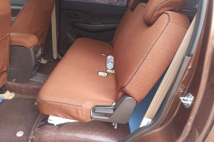 Used Wuling Hongguang 2021 1.5L Revised S Standard Version with Electric Power Steering LAR