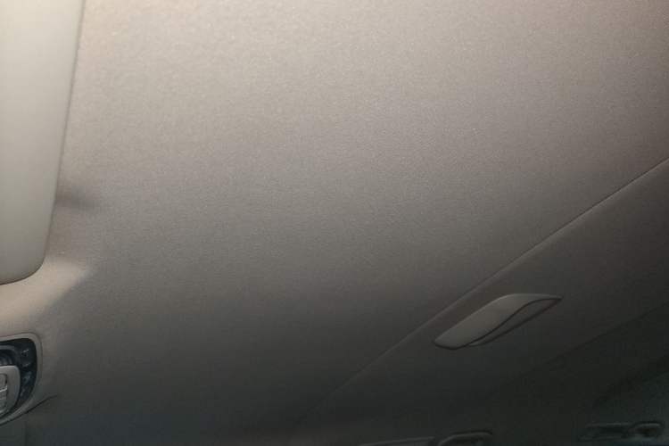 Used Mercedes-Benz V-Class 2021 V 260 Avantgarde Edition
