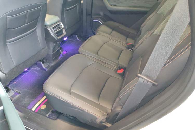 Used Geely Auto Haoyue L 2024 2.0T DCT Prestige Version