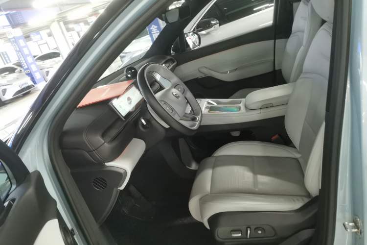 Used Nio ES6 2023 75 kWh
