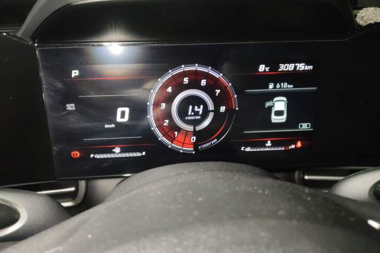 Used Hyundai Elantra 2021 1.5L CVT LUX Prestige Edition
