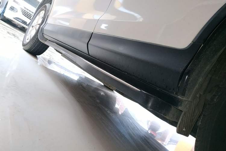 Used Honda CR-V 2013 2.4L Two-Wheel-Drive Luxury Edition