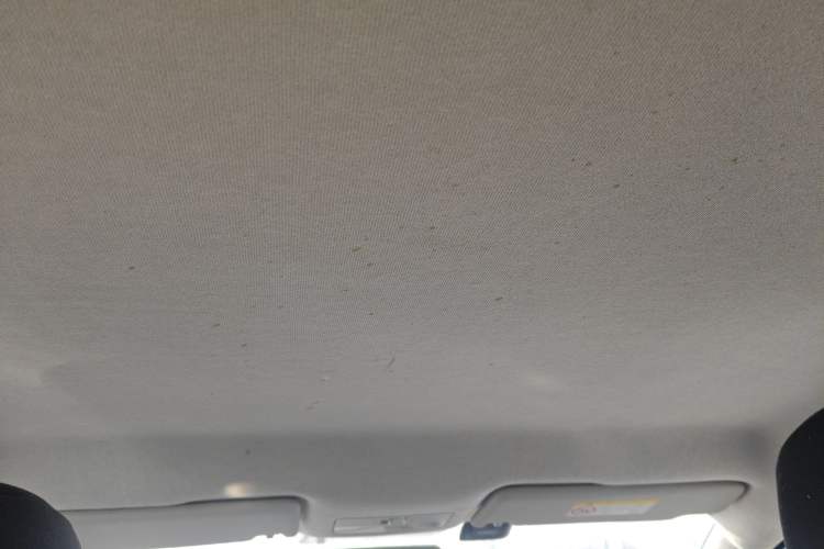 Used Volkswagen Jetta 2015 Value Edition 1.6L Manual Fashionable Style
