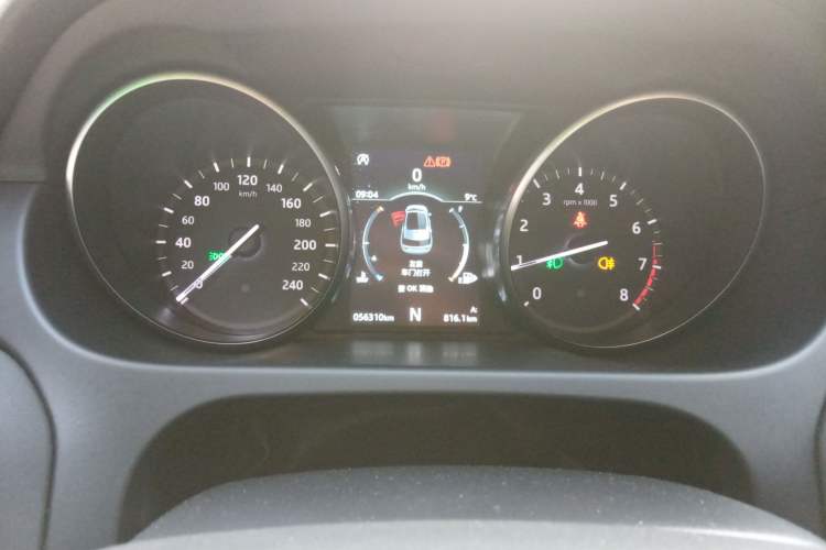 Used Land Rover Discovery Sport 2019 240 PS SE Version China VI Standard