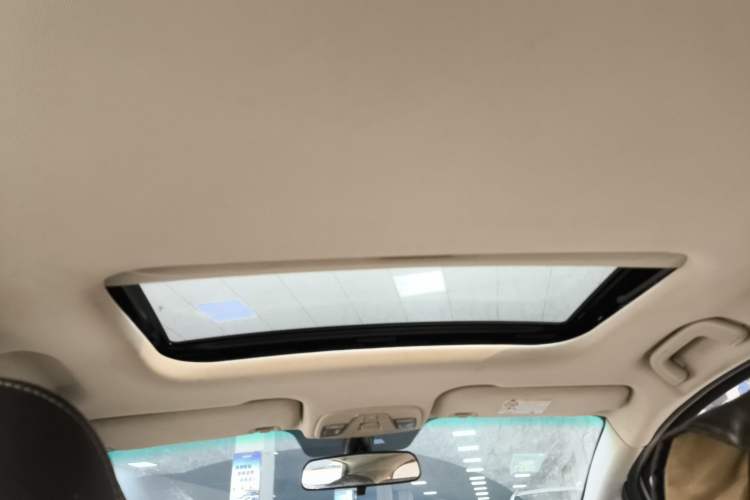 Used Geely Auto Vision X3 2017 1.5L Manual Luxury Model
