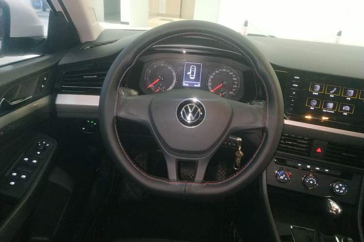 Used Volkswagen Bora 2021 1.5L Automatic Fashionable Smart Connectivity Version