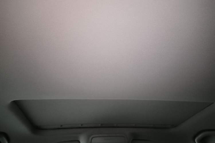 Used Volkswagen Sagitar 2015 230TSI Automatic Luxury Model
