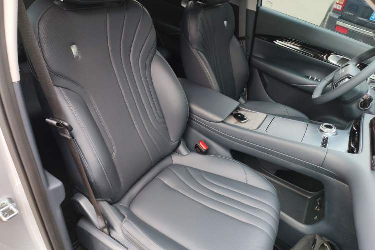 Used  E5 2024 530km Long-Range Version
