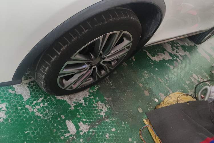 Used BYD Tang 2018 2.0T Automatic Smart Connect Prestige 7-Seater China V Standard
