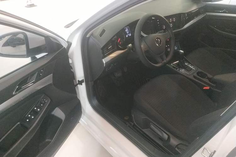 Used Volkswagen Bora 2021 1.5L Automatic Fashionable Smart Connectivity Version