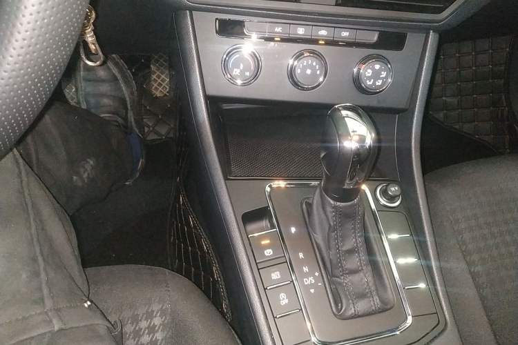 Used Volkswagen Bora 2021 1.5L Automatic Fashionable Smart Connectivity Version