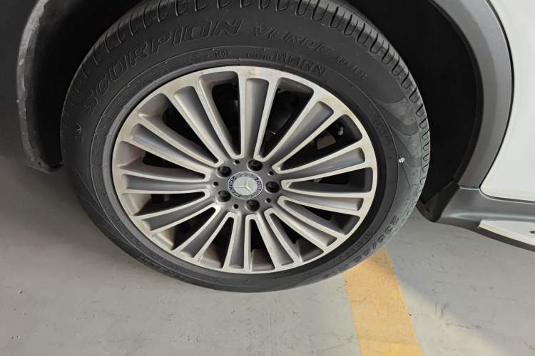 Used Mercedes-Benz GLC 2016 GLC 260 4MATIC Dynamic Edition
