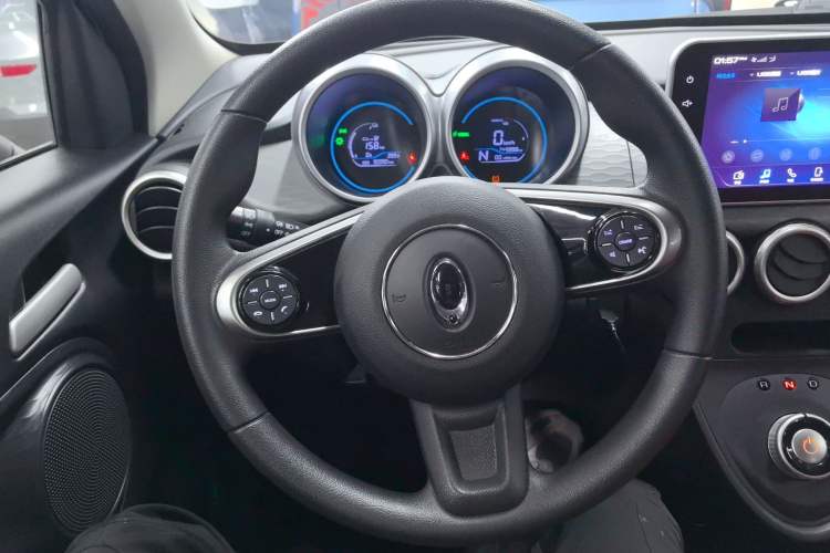 Used ORA Black Cat 2021 301 km Basic Version
