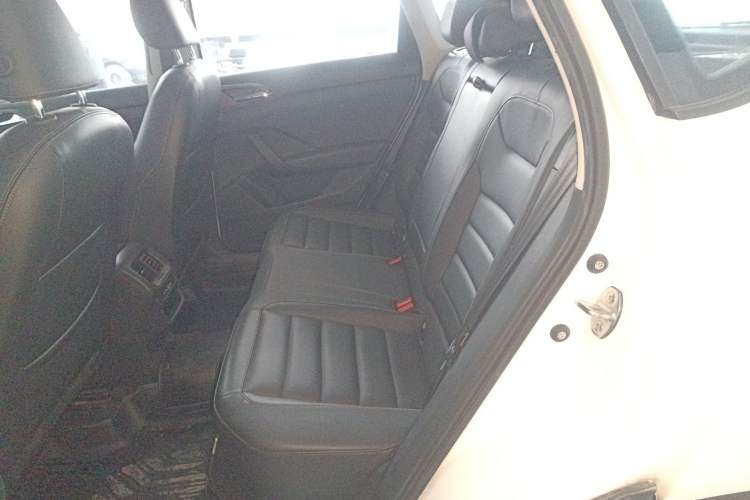 Used Volkswagen Tharu 2021 280TSI Two-Wheel Drive Comfort Edition
