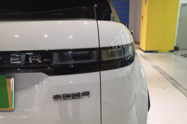 Used Land Rover Range Rover Evoque New Energy 2022 Aurora L P300e Plug-in Hybrid Electric Version